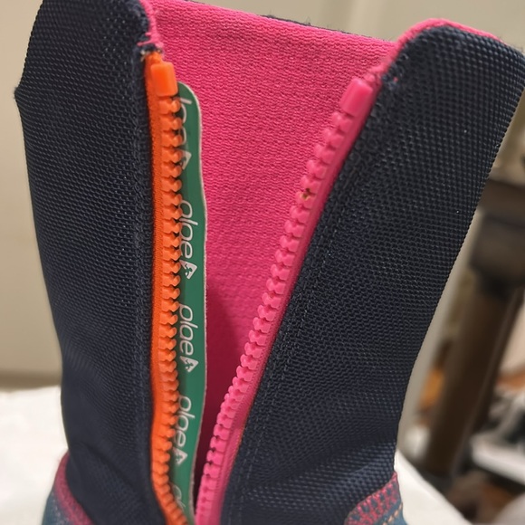 Plae Kids Plae Camille zip up Shimmer Suede/Nylon Navy and Pink Boots size 10 - Picture 9 of 12